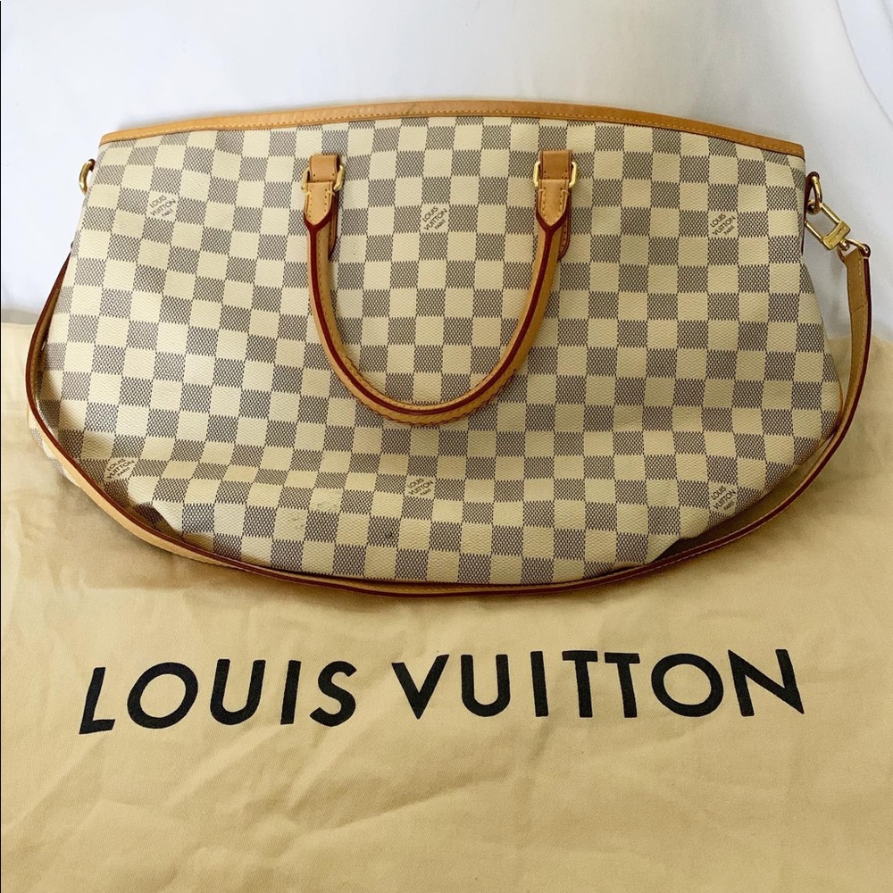 Louis Vuitton Turenne MM.